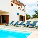 Luxury Anabel Costa Teguise